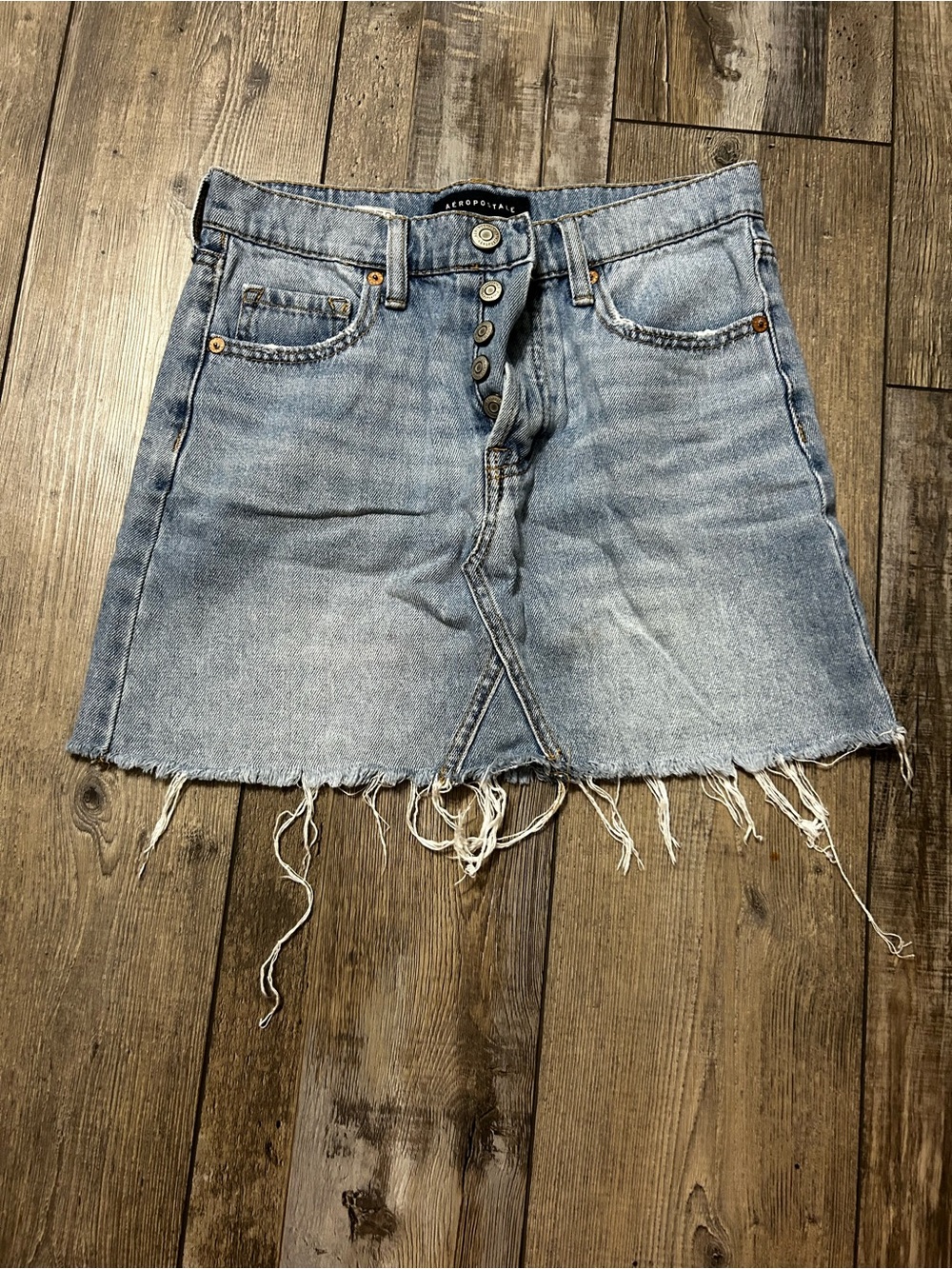 Aeropostale Light Wash Denim Frayed Hem Button fly Mini Skirt